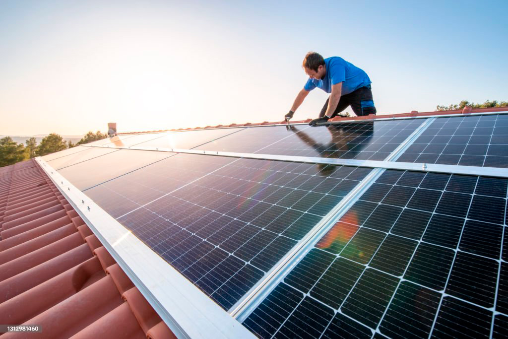 Installation de panneaux solaires